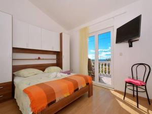 Apartments by the sea Rogoznica - 12246