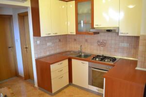 Apartments with parking space Banjol, Rab - 12256