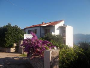 Apartments by the sea Slatine, Ciovo - 12274