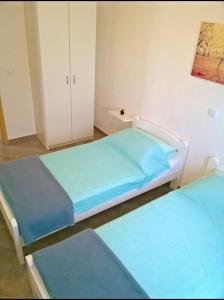 Seaside secluded apartments Cove Virak, Hvar - 12321