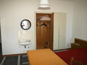 Apartments by the sea Novi Vinodolski - 12322