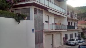 Apartments with WiFi Sumpetar, Omis - 12356