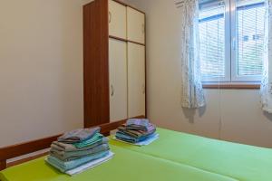 Apartments by the sea Basina, Hvar - 11923