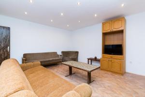 Apartments with a parking space Kastel Kambelovac, Kastela - 12369