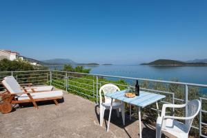 Apartments by the sea Cove Pjestata, Peljesac - 12381