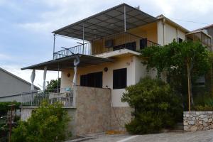 Apartments with parking space Bilo, Primosten - 12434
