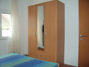 Apartments by the sea Metajna, Pag - 12443