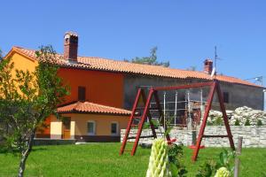 Family friendly house with a parking space Presika, Labin - 12472 