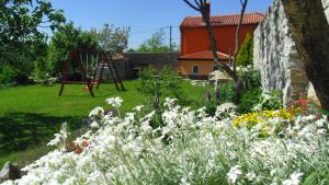 Family friendly house with a parking space Presika, Labin - 12472