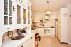 Apartments with WiFi Split - 12516