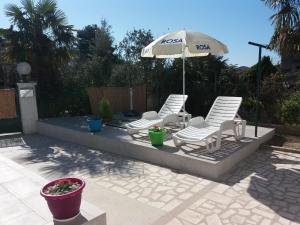 Apartments with parking space Biograd na Moru, Biograd - 12544