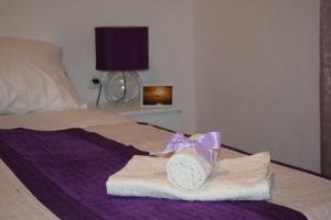 Apartments with a parking space Kastel Stari, Kastela - 12568