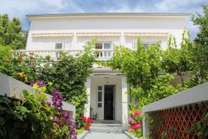 Double Room Rab 12616b - 2-star hotels in Rab