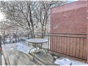 BIG 3BR appartment at Olympic Stadium at PIE-IX Metro station