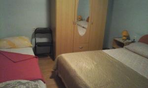 Apartments with a parking space Smrika, Kraljevica - 12670