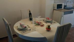 Apartments with WiFi Zadar - 12683