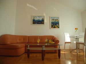 Apartments by the sea Jezera, Murter - 12728