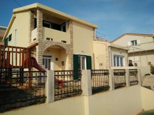 Family friendly apartments with a swimming pool Pag - 12795