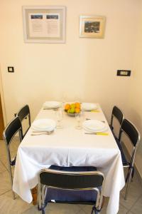 Apartments by the sea Rogoznica - 12820