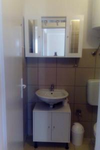 Apartments by the sea Kuciste, Peljesac - 12832