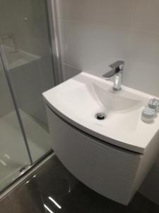 Apartments by the sea Banjol, Rab - 12838