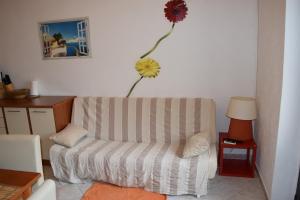 Apartments with a parking space Split - 12846