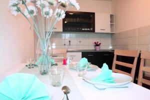 Apartments with WiFi Split - 12855