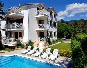 Apartments with a swimming pool Jadranovo, Crikvenica - 12921