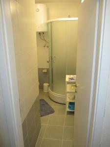 Apartments by the sea Hvar - 13041