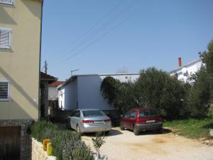 Apartments with a parking space Tribunj, Vodice - 13174