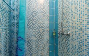 Apartments with WiFi Rijeka - 13227