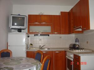 Apartments with a parking space Sveti Filip i Jakov, Biograd - 13225