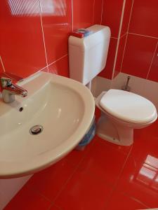 Apartments by the sea Cres - 13312