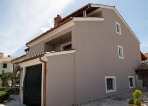 Apartments with a parking space Valbandon, Fazana - 13458 