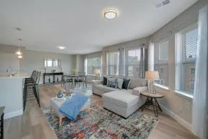 Beautiful 2BR Apt/EWR Airport/King /Free Parking - Harrison