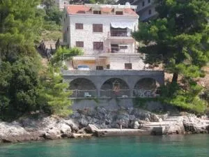 Apartments by the sea Brna, Korcula - 13492 - Smokvica