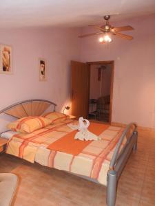 Apartments by the sea Brna, Korcula - 13492