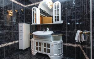 Apartments with a swimming pool Krsan, Central Istria - Sredisnja Istra - 13521