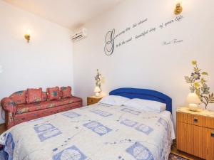 Apartments with a parking space Kastav, Opatija - 13568