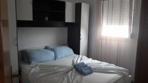 Apartments with parking space Nin, Zadar - 13571