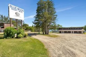 Blue Moon Resort & Motel - Grand Rapids