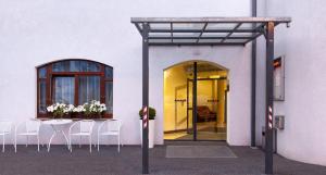 Twin Room room in Amber Hotel