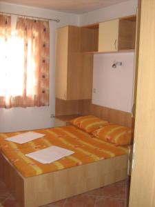 Two-Bedroom Apartment room in Apartment Gradac 13681b
