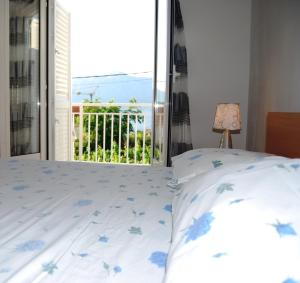 Apartments by the sea Lumbarda, Korcula - 12839