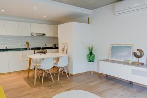 Depto Genova, Zona Norte, cochera con Reserva previa