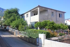 Apartment Orebic 10082b