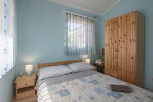 Holiday house with a parking space Kastel, Central Istria - Sredisnja Istra - 14572