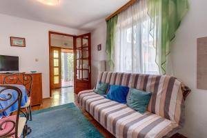 Apartments and rooms by the sea Mali Losinj (Losinj) - 14652