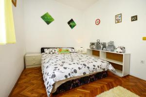 Family friendly house with a swimming pool Basarinka, Porec - 14663