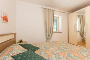 Holiday house with a parking space Punat, Krk - 14698